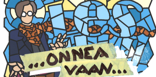 Tyylitelty, lasimaalausta muistuttava kuva, jossa hahmo tekee kädellään onnittelueleen. Taustalla sinisävyinen mosaiikkimainen kuvio. 